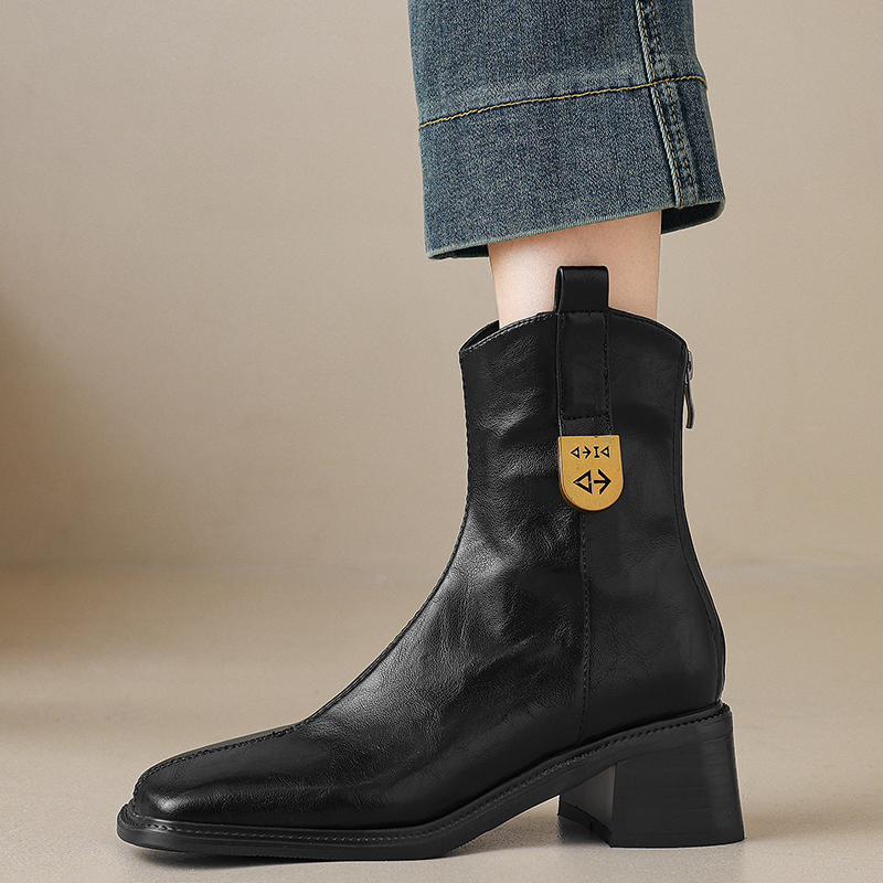 小码女鞋3233方头粗跟简约瘦瘦靴百搭显瘦复古加绒短靴大码41—43 - 图0