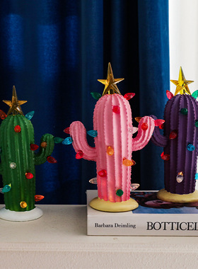 北欧创意圣诞仙人掌树脂摆件儿童房间桌面客厅家居氛围装饰品礼物