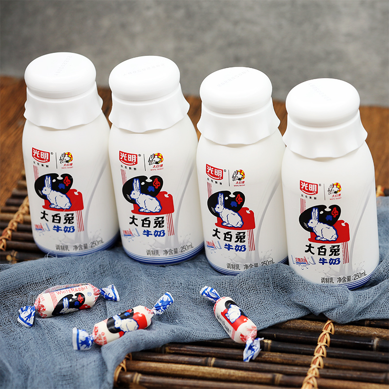 光明大白兔牛奶250ml奶糖风味椰子巧克努力荔志童年味道牛奶