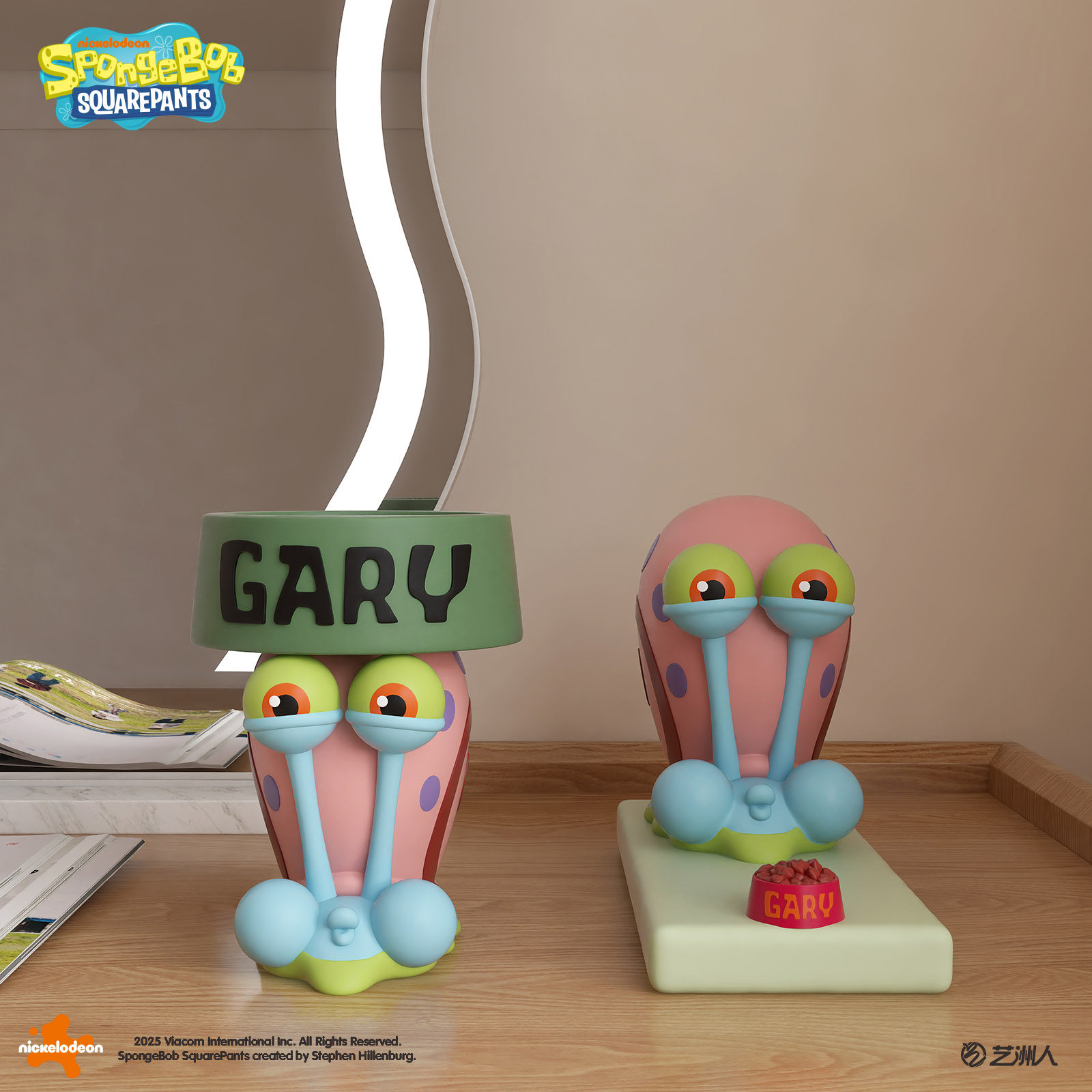 创意可爱海绵宝宝小蜗牛适用于S10苹果手表支架底座桌面摆件装饰,淘宝优惠券,粉丝福利购,淘宝优惠卷