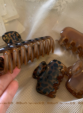 绵绵soft加厚树脂豹纹鲨鱼夹