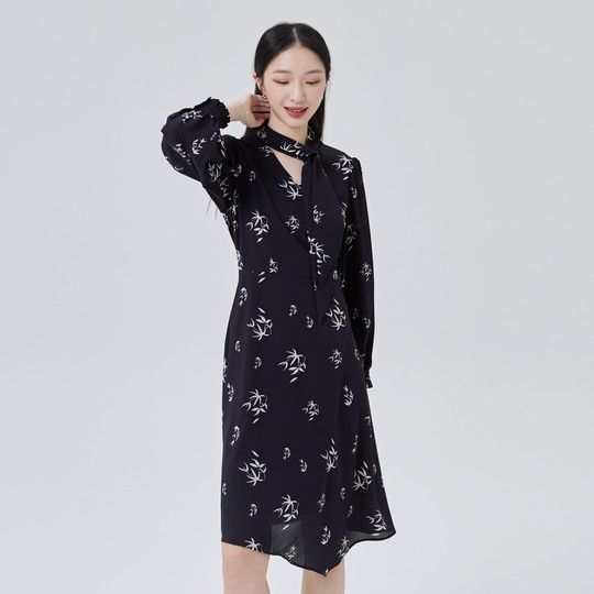 艾莱依长袖飘带连衣裙女夏季新款系带挂脖法式温柔长袖凉感A字裙