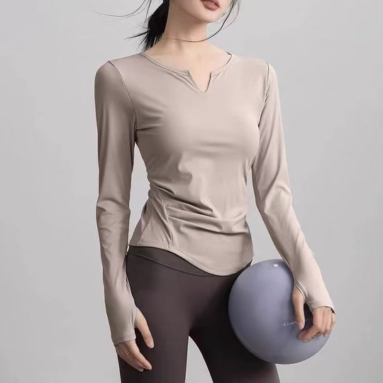 Высококачественная одежда для йоги с нагрудными подушечками для профессионального пилатеса.