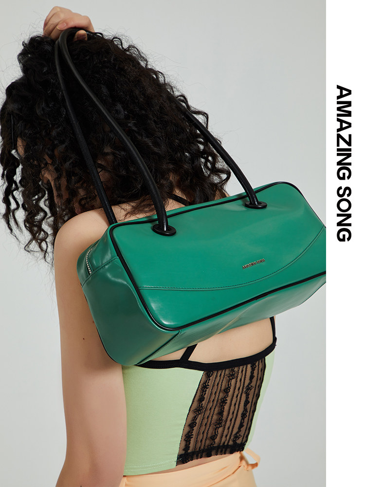 amazing song笑脸枕头包女2021法棍 Amazing Song女士包袋