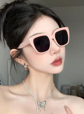 方形嫩粉色太阳眼镜女网红高级感ins街拍2024新款太阳眼镜大框显