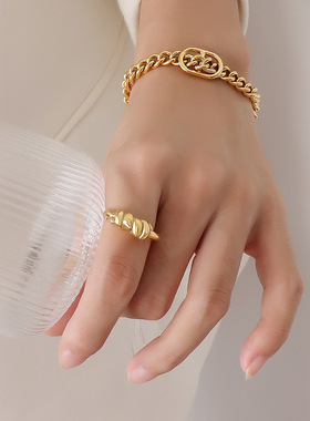 欧美冷淡风高级几何流行扭转元素设计钛钢指环镀18K金戒指饰品