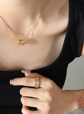 日韩ins风时尚OL钛钢吊坠镶嵌锆