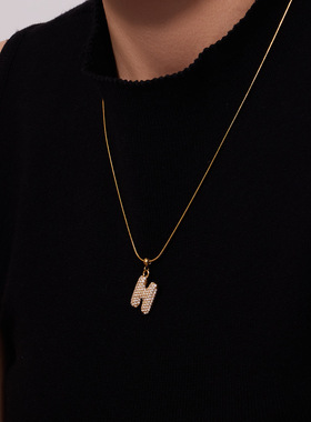 时尚26个英文镶嵌锆石字母吊坠项