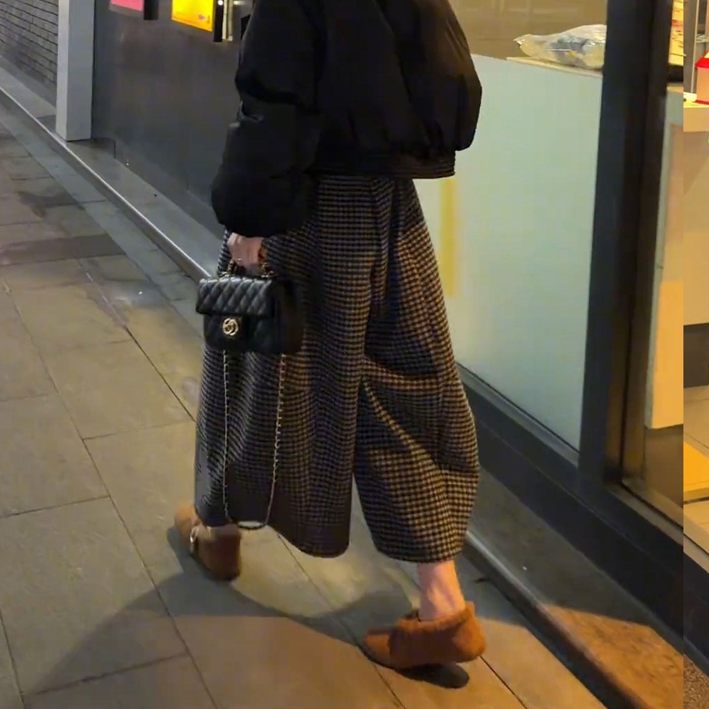 2026新款加厚加绒格子裤女秋冬宽松休闲阔腿裤毛呢弯刀裤八分裤子,淘宝优惠券,粉丝福利购,淘宝优惠卷