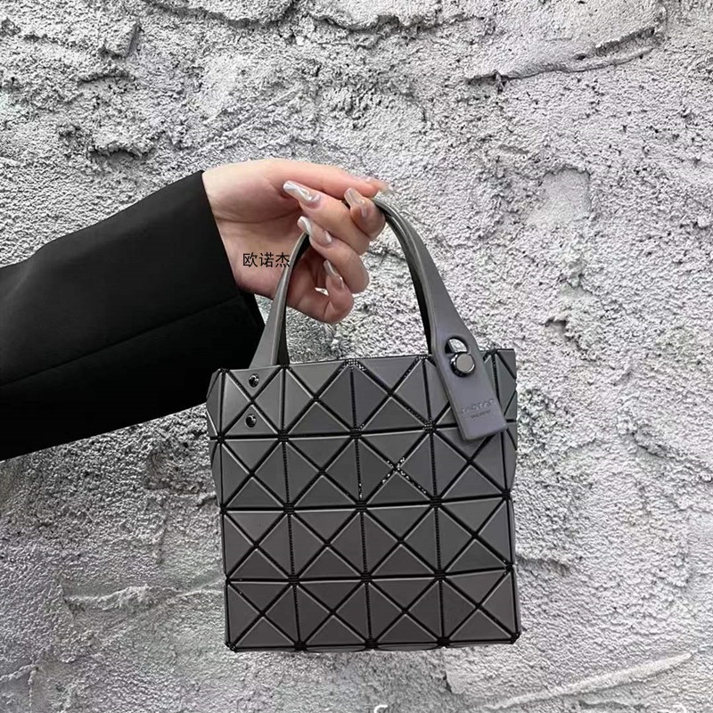 日本2023新款小方盒mini手拎手提包 欧诺杰女士包袋