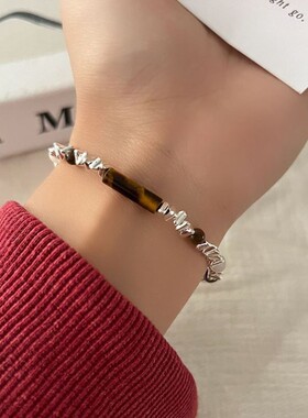 小红书新款纯银珍珠手链女轻奢高级感百搭小众设计手串首饰品手饰