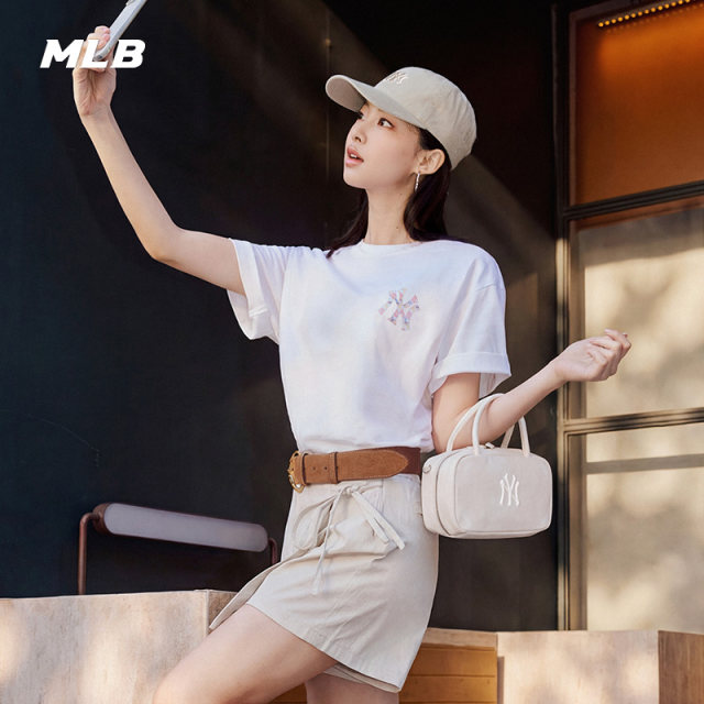 ກະເປົາຖືແບບກະເປົ໋າ crossbody ແບບ retro ດຽວກັນຂອງ MLB Zhang Ruonan 26 summer ໃຫມ່ CRV01
