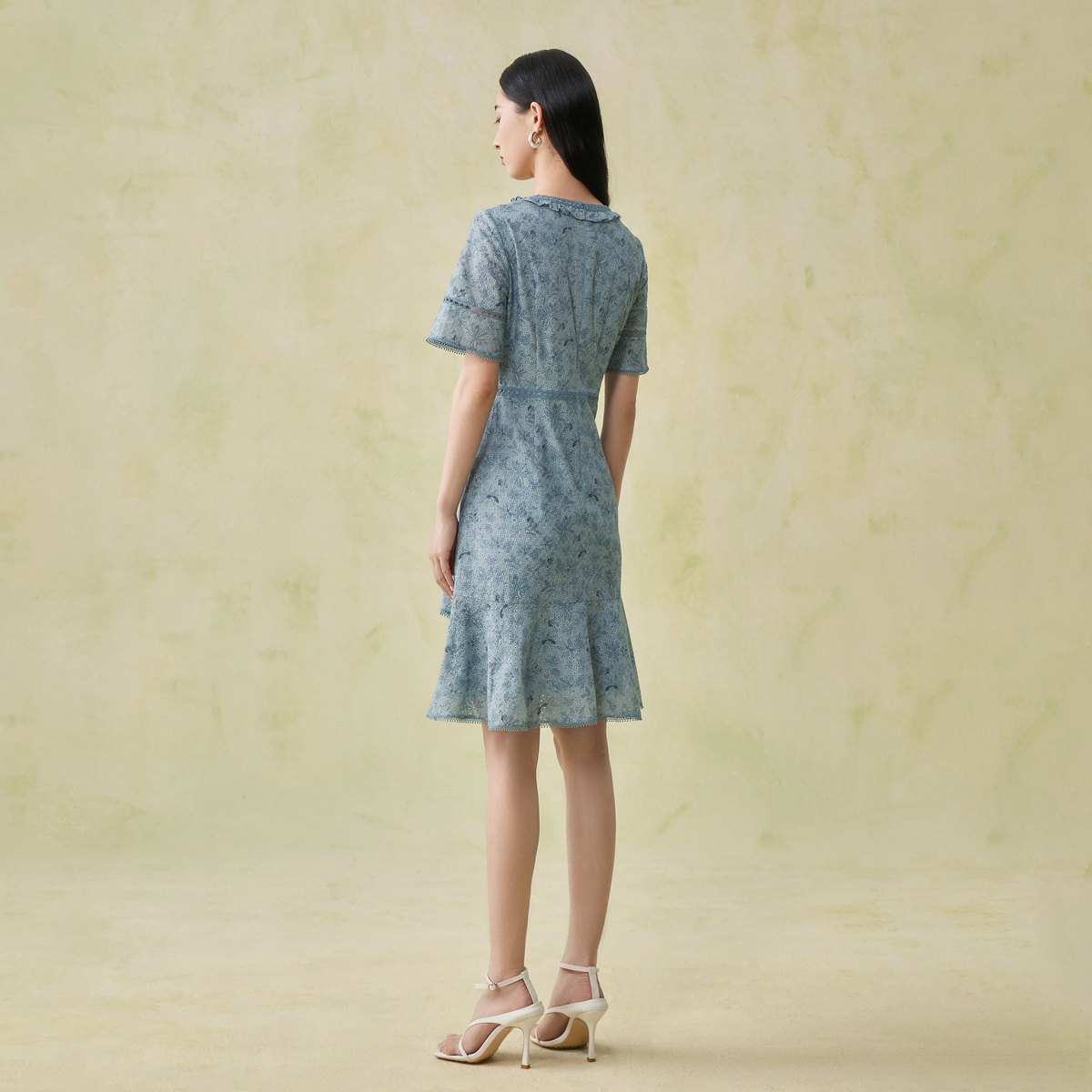  vgrass女装连衣裙