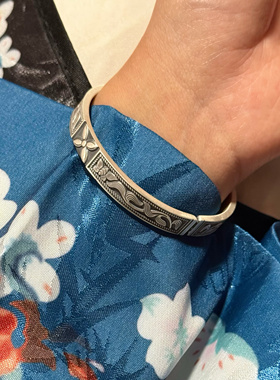 扶苏足银手工錾刻复古银手镯