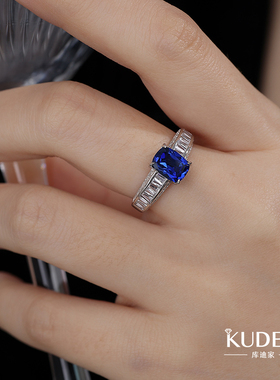 KUDE'S库迪家1.7克拉培育蓝宝石方枕形戒指女士高级镶嵌轻奢钻戒