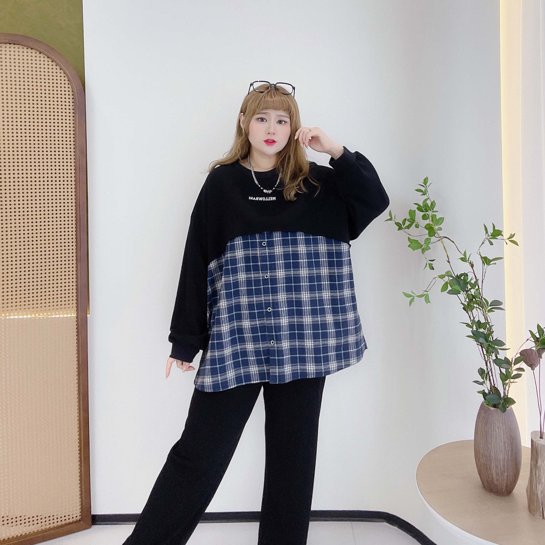 胖莹莹大码女装时尚美式撞色格子减龄宽松假两件遮肉显瘦卫衣上衣,淘宝优惠券,粉丝福利购,淘宝优惠卷