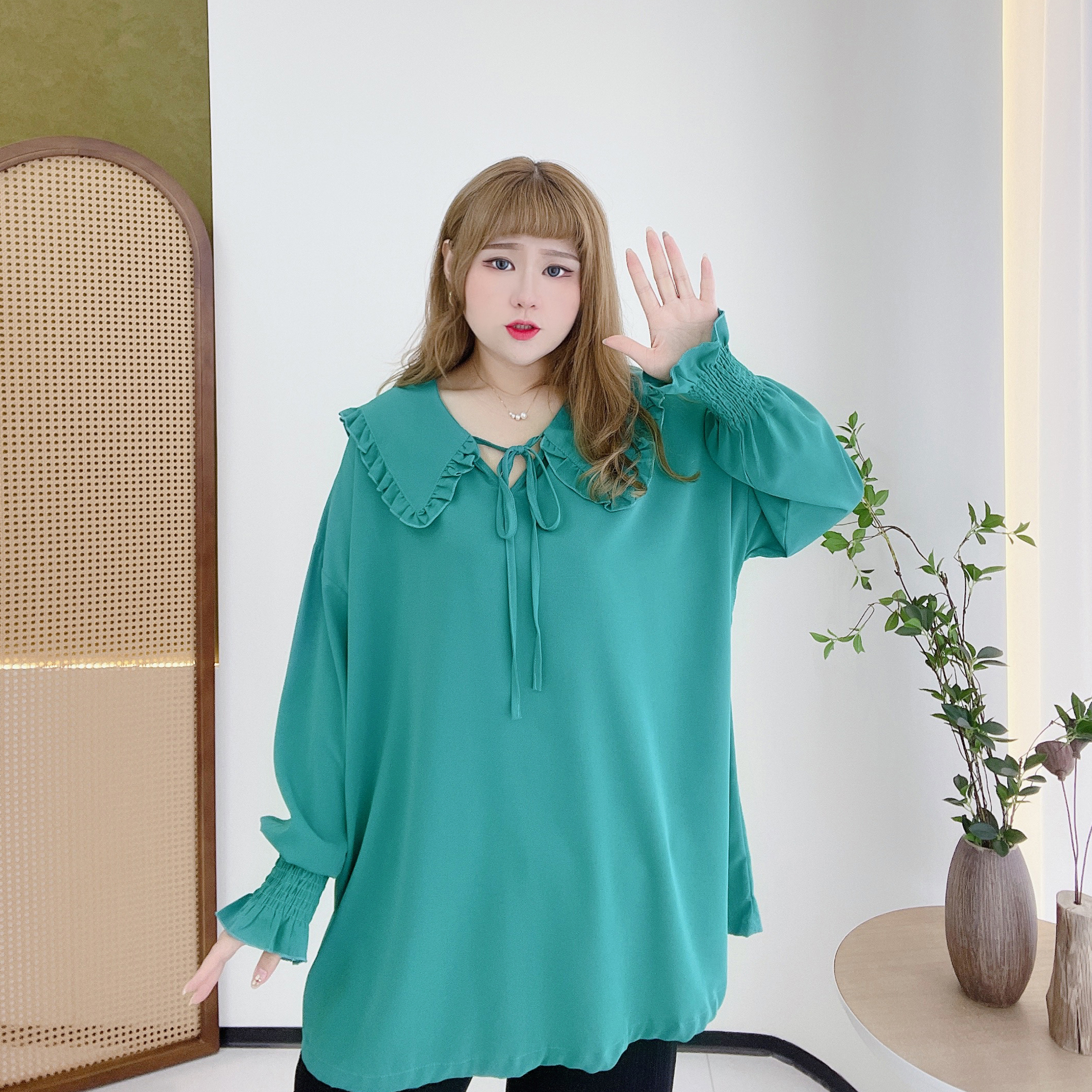 300斤胖莹莹大码女装甜美娃娃领减龄遮肉显瘦设计感宽松衬衫上衣 - 图2