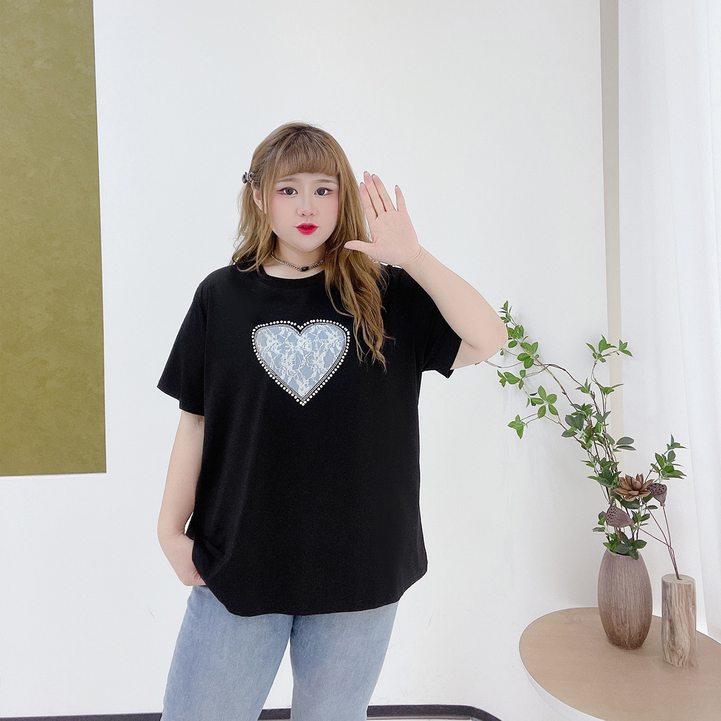 350斤胖莹莹大码女装设计感钉珠爱心蕾丝宽松遮肉显瘦正肩短袖T恤,淘宝优惠券,粉丝福利购,淘宝优惠卷