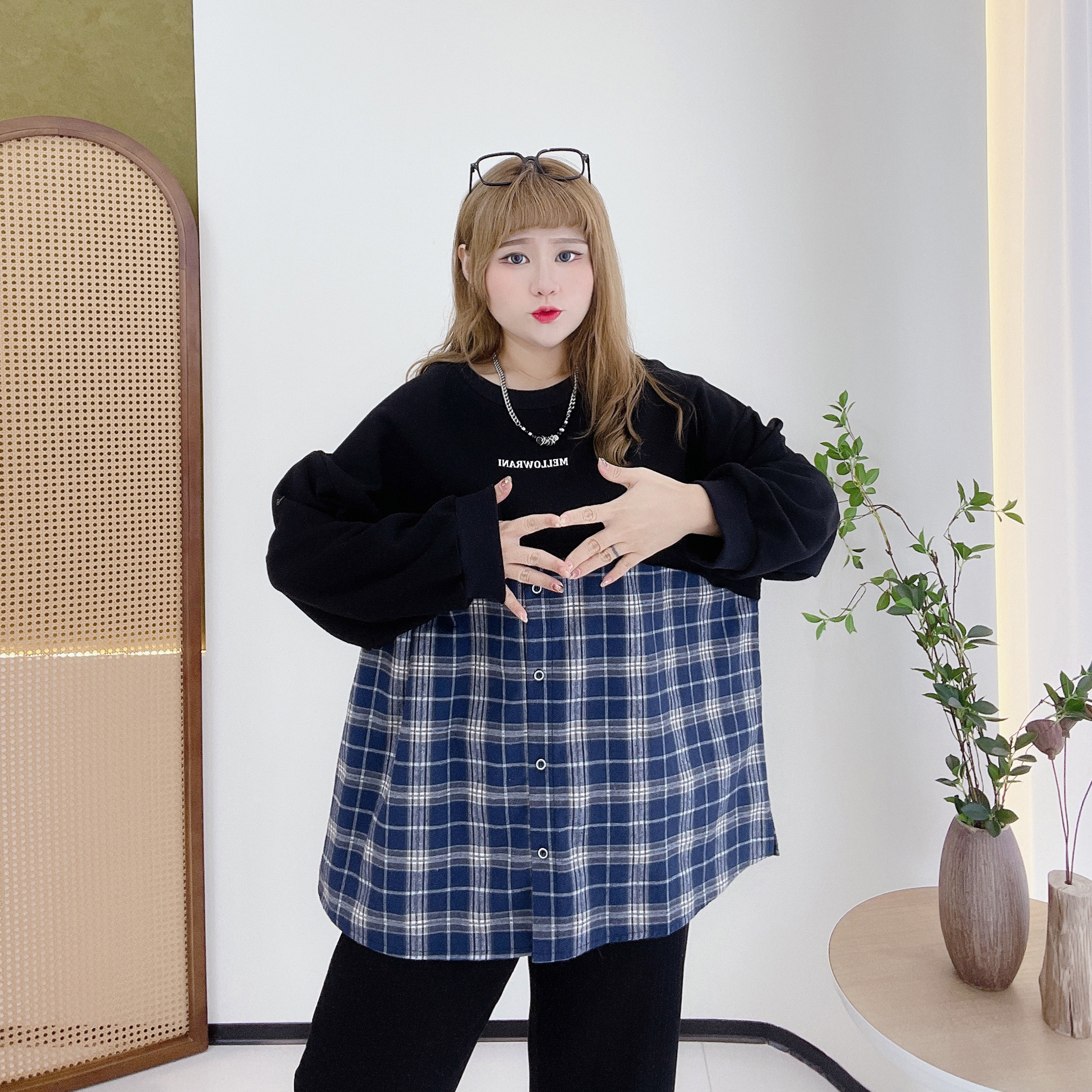 胖莹莹大码女装时尚美式撞色格子减龄宽松假两件遮肉显瘦卫衣上衣,淘宝优惠券,粉丝福利购,淘宝优惠卷