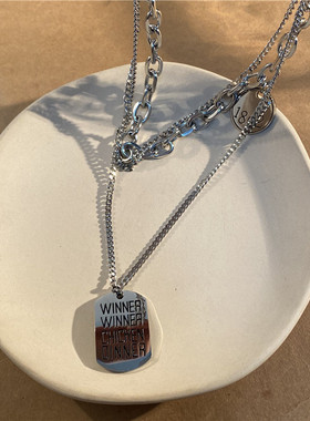 ins小众设计感多层叠戴圆片方牌项链女冷淡风嘻哈潮酷钛钢毛衣链