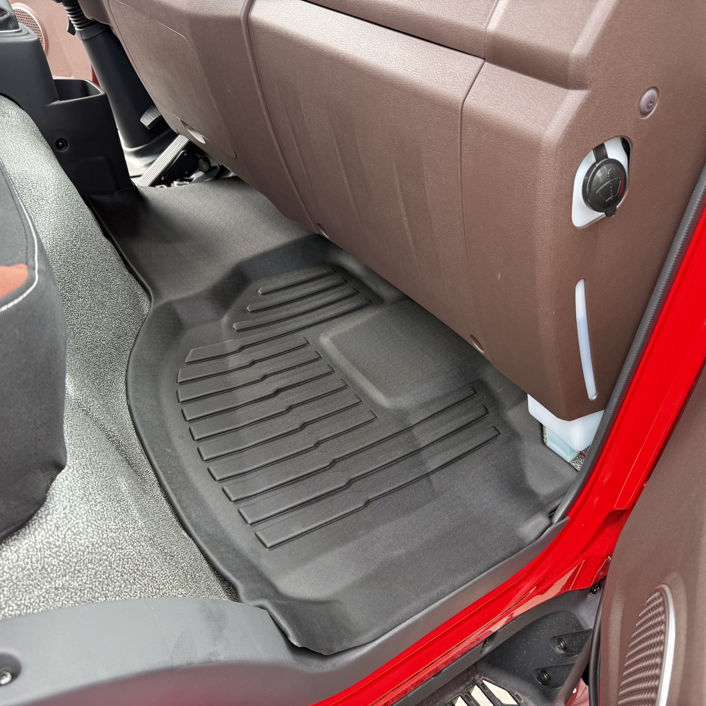 专用解放虎V/虎VH/虎VN/虎6G/大王驾到招财虎轻卡货车专用TPE脚垫 - 图1