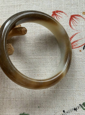 【半糖主义】新疆和田玉手镯 且末料扁条半白半糖手镯 糖白玉手镯