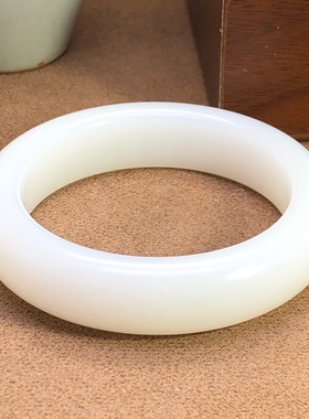 新疆和田玉手镯羊脂白玉平安镯