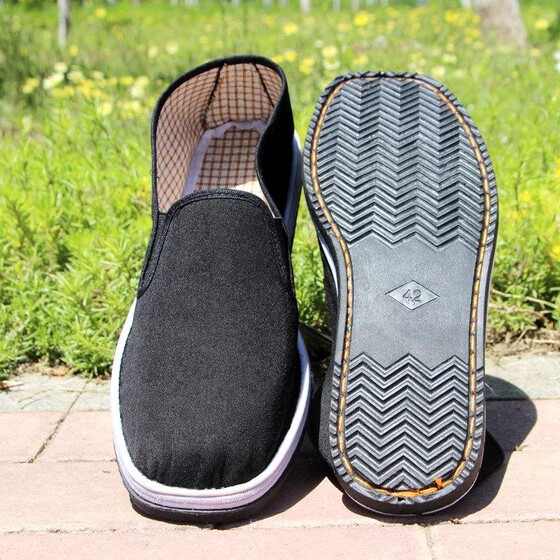 Men's tendon shoes with elastic soles and polyurethane