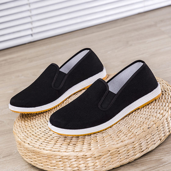 Lightweight, comfortable, non-slip, wear-resistant and breathable old Beijing cloth shoes