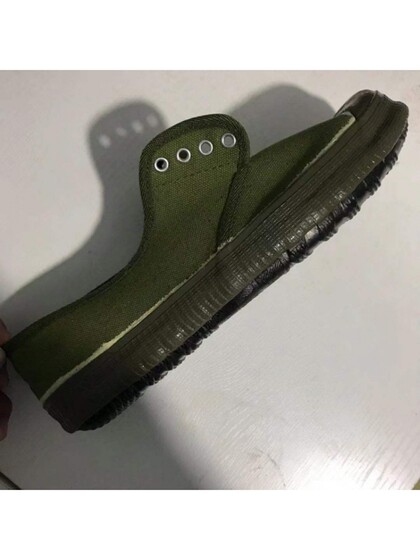 Rubber sole liberation shoes for men and women black wear-resistant canvas