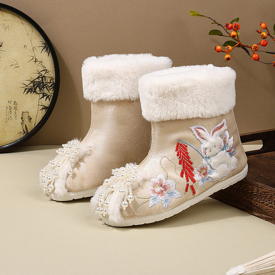 Hanfu Shoe Boots Girls Winter 2025 New Embroidered Shoes Children's Old Beijing Cloth Shoes New Year Cotton Shoes Boots