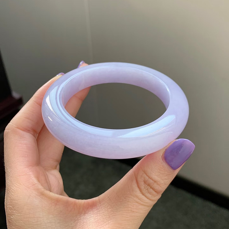 曼德勒私人订制海外购天然缅甸翡翠圆条手镯直播间专拍链接,淘宝优惠券,粉丝福利购,淘宝优惠卷