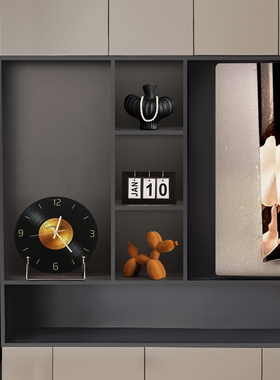 新中式民宿电视柜卡通财神爷摆件