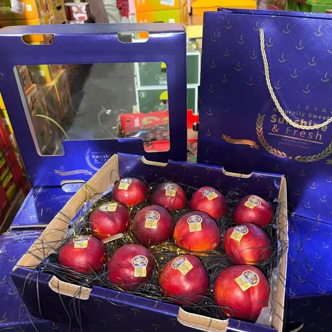 现货澳洲桃黄肉油桃8-12颗礼盒装香甜多汁新鲜金腰带黄金桃子,淘宝优惠券,粉丝福利购,淘宝优惠卷