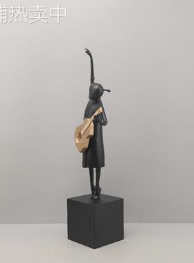 北欧创意抽象弹吉他人物金属摆件客厅卧室玄关酒店书房家居装饰品