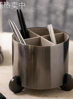 北欧简约轻奢金属烛台摆件现代样板间桌面创意笔筒玻璃插花器组合