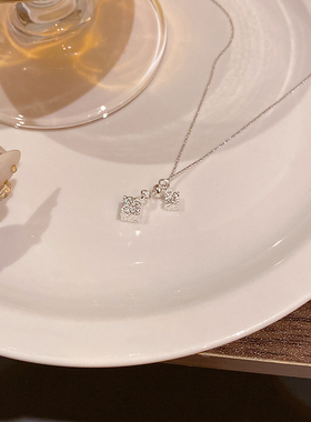 百搭方块吊坠抽拉项链