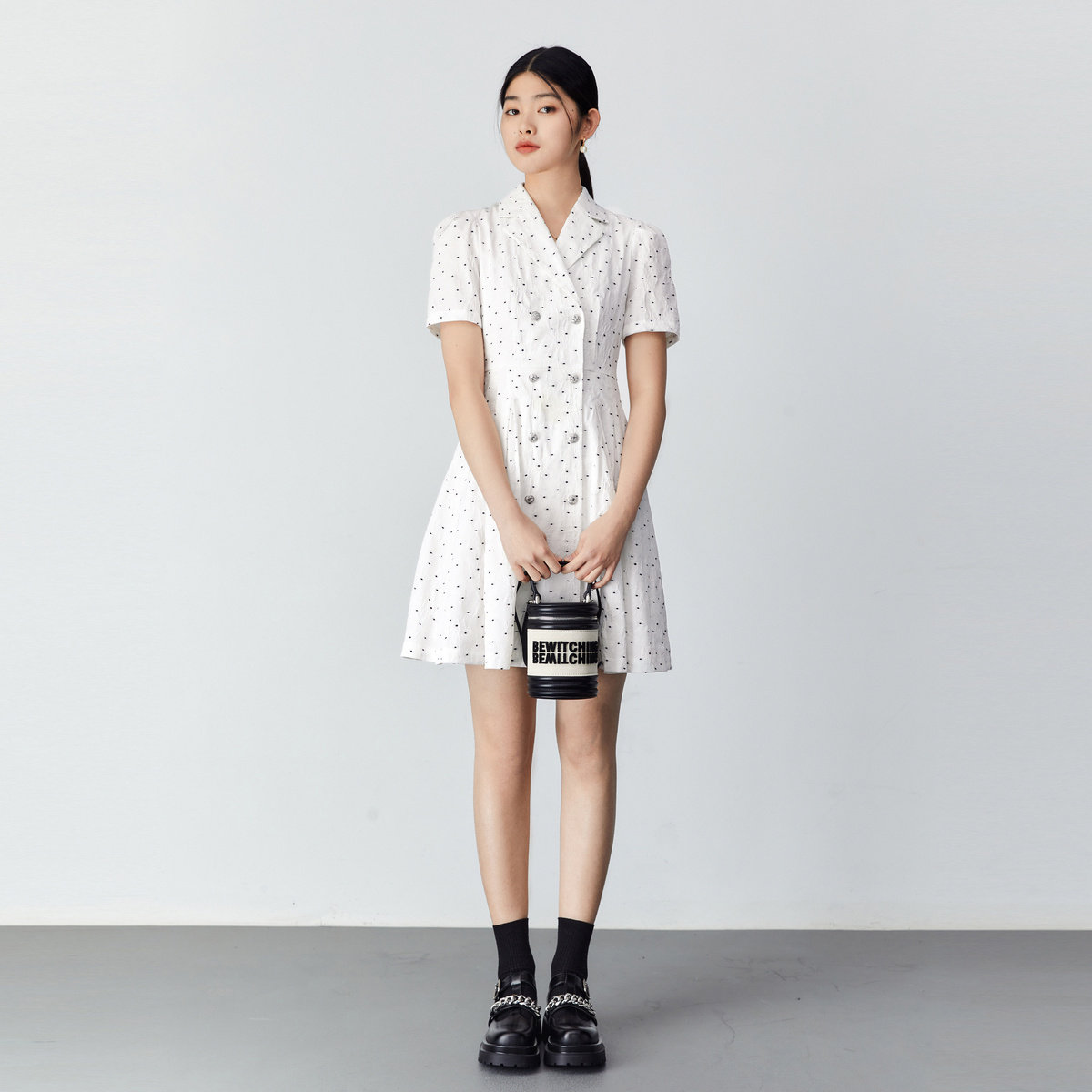  太平鸟outlets店连衣裙