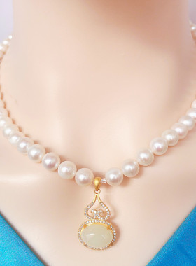 轻奢正圆天然淡水珍珠项链年轻款时尚轻奢银镶和田玉吊坠珠宝礼物