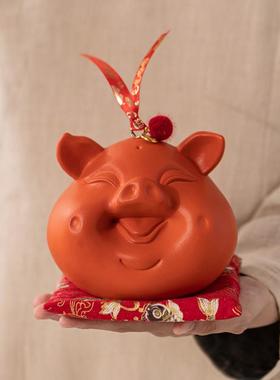 陶瓷猪摆件创意招财生肖猪家居桌面装饰品吉祥物储蓄罐存钱罐礼品