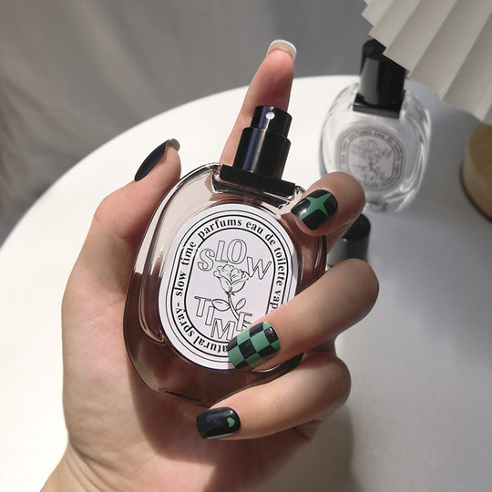 高档香水分装瓶玻璃空瓶喷雾替换旅行分装瓶30ml便携大容量送工具