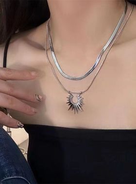 双层叠戴太阳小众设计锁骨链