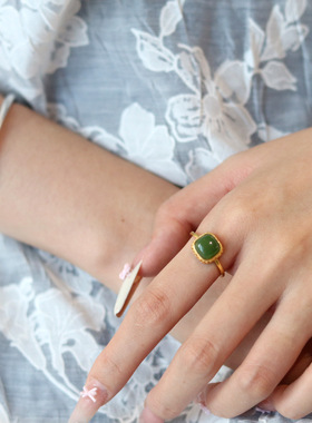 雏灵天然和田玉碧玉戒指