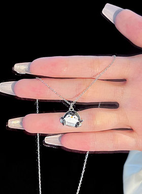 小企鹅项链女款简约高级感