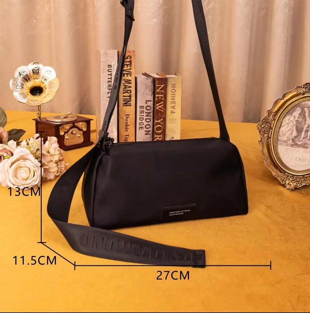 高级感轻便牛津布斜挎包女2026新款时尚妈妈包中年女士单肩包纯色,淘宝优惠券,粉丝福利购,淘宝优惠卷