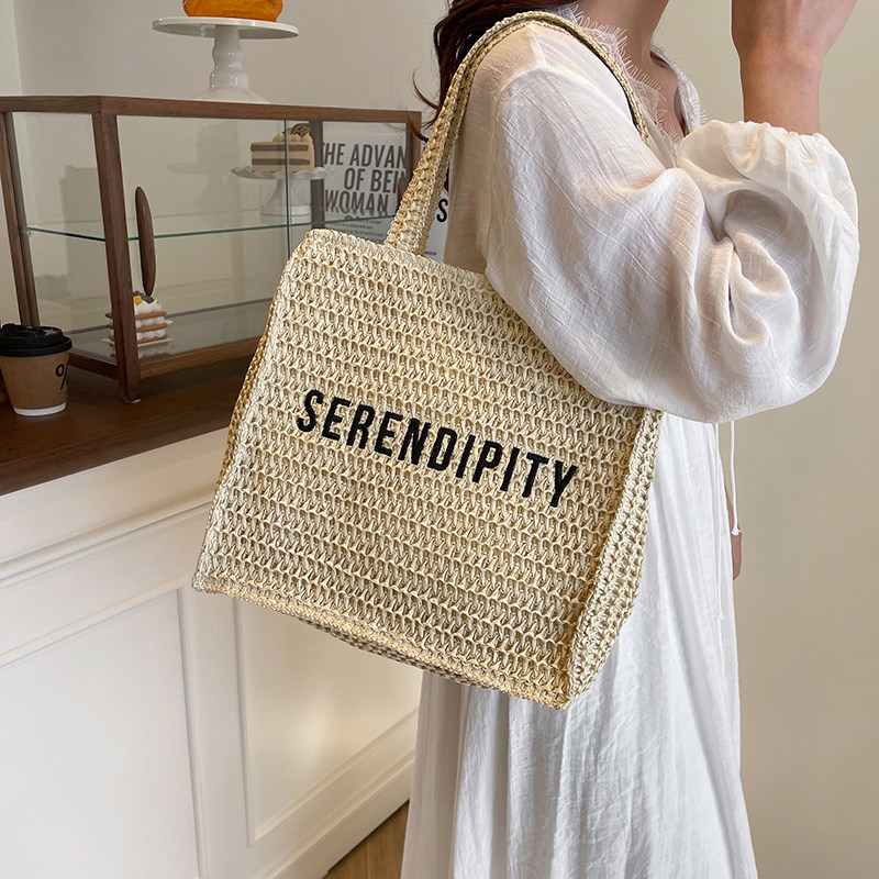 字母简约大容量单肩手提包2026春季新款时尚女士托特腋下包包女,淘宝优惠券,粉丝福利购,淘宝优惠卷