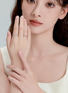 老凤祥爱心情侣对戒男女一对