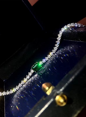 莫桑石祖母绿方形主钻手链