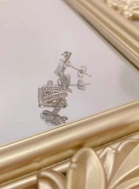 莫桑石交错梯方吊坠项链