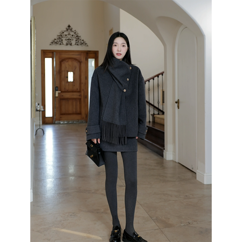 郭九九呢 羊毛围巾可拆卸双面呢大衣冬季新款百搭外套高腰a字半裙,淘宝优惠券,粉丝福利购,淘宝优惠卷